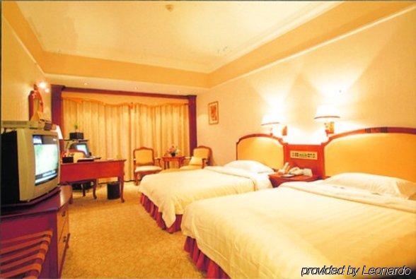 Phoenix Hotel Nanning Oda fotoğraf